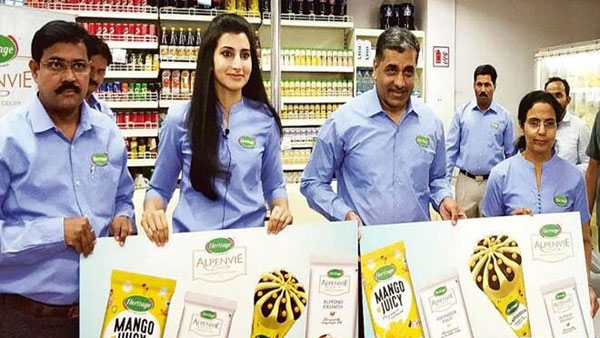 వారంలో వెనక్కి తగ్గకపోతే పరువునష్టం దావా వారంలో వెనక్కి తగ్గకపోతే పరువునష్టం దావా