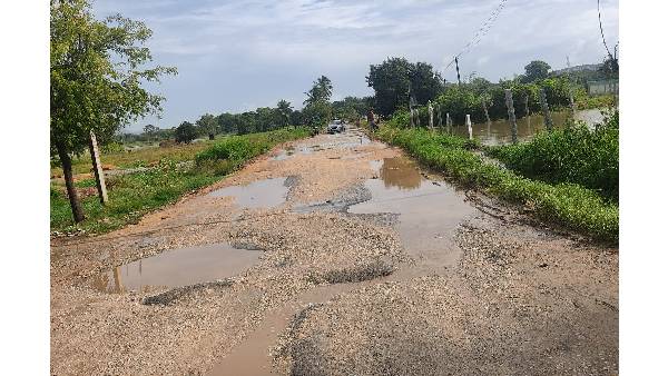 అభివృద్ధి గాలికొదిలేసిన వైసీపీ సర్కార్ 