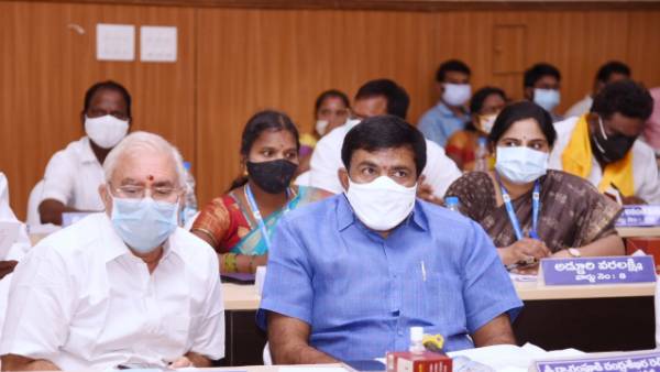  వైసీపీ సిద్ధాంతాలకు తిలోదకాలు ?