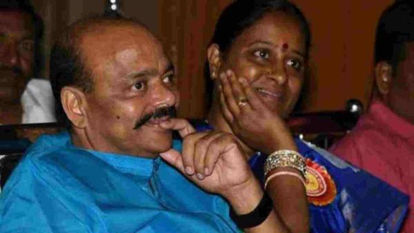 వరంగల్ లో వర్మ సినిమాపై దుమారం .. ఏం కాంట్రవర్సీ చేస్తారో ? వరంగల్ లో వర్మ సినిమాపై దుమారం .. ఏం కాంట్రవర్సీ చేస్తారో ?