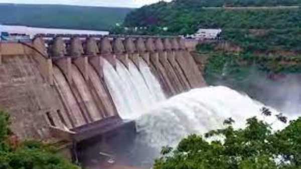 శ్రీశైలం నుండి ఏపీ నీటి తరలింపును నిలువరించాలని తెలంగాణా లేఖ శ్రీశైలం నుండి ఏపీ నీటి తరలింపును నిలువరించాలని తెలంగాణా లేఖ