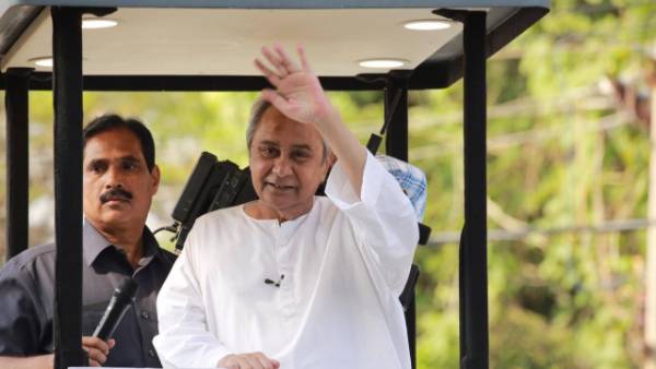 చేతులెత్తేసిన నవీన్ పట్నాయక్ చేతులెత్తేసిన నవీన్ పట్నాయక్