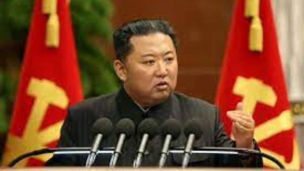 హాజరు కాని నియంత..