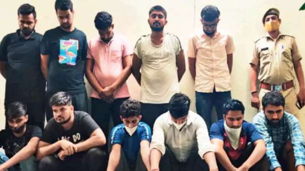 మాస్క్ లతో నిందితులకు లాభాలు మాస్క్ లతో నిందితులకు లాభాలు