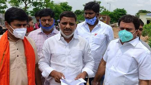 తెలంగాణా ప్రభుత్వానికి కొరకరాని కొయ్యగా తీన్మార్ మల్లన్న తెలంగాణా ప్రభుత్వానికి కొరకరాని కొయ్యగా తీన్మార్ మల్లన్న