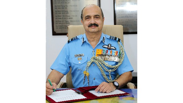 Air Chief Marshal VR Chaudhari takes charge as 27th Airforce Chief in Vayu Bhavan