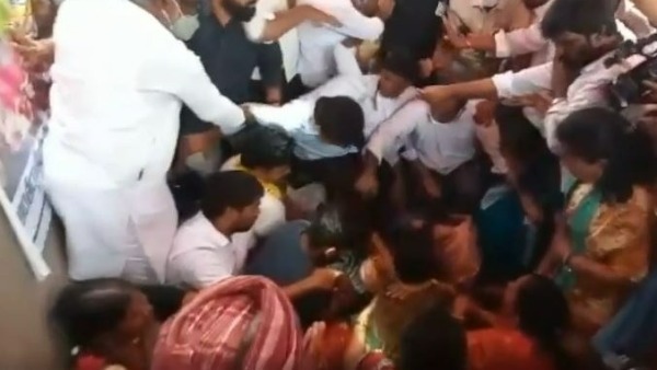 లైంగికదాడి జరిగితే స్పందించరా..? లైంగికదాడి జరిగితే స్పందించరా..?