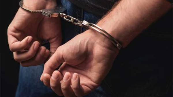 కస్టడీకి కావాలి..