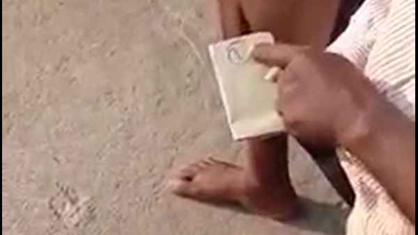 ఓటర్లకు ఓట్ల పండుగనే కాదు నోట్ల పండుగ కూడా 