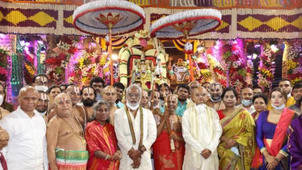  కొత్త పాత్రలో విత్తనాలు