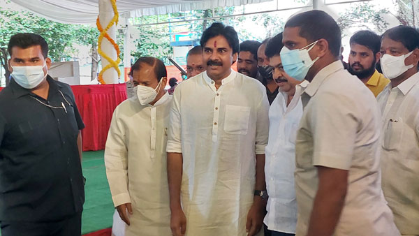 అలయ్ బలయ్ లో ప్రముఖులంతా