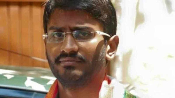 వెంకట్ కోసం ఎన్నికల ప్రచారంలో ఆయన తల్లి