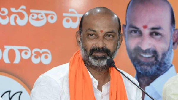 బండి వ్యాఖ్యలకు కౌంటర్ వేసిన కవిత బండి వ్యాఖ్యలకు కౌంటర్ వేసిన కవిత