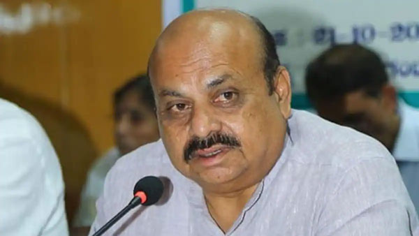 లగేజీ ఆటోల్లో..