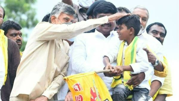 ఏపీలో వింత వింత మద్యం బ్రాండ్లు: చంద్రబాబు