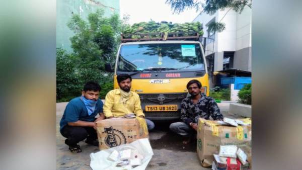 నిత్యావసర వస్తువుల మాటున గంజాయి స్మగ్లింగ్ నిత్యావసర వస్తువుల మాటున గంజాయి స్మగ్లింగ్