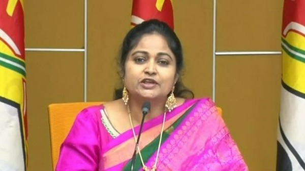 ఆసరా పేరుతో మహిళలకు టోకరా వేస్తున్న జగన్ 