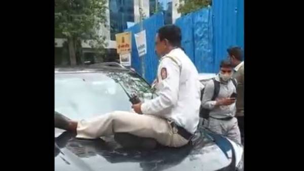 నిబంధనలు ఉల్లంఘించి జరిమానా తప్పించుకునే ప్రయత్నం చేసిన డ్రైవర్ .