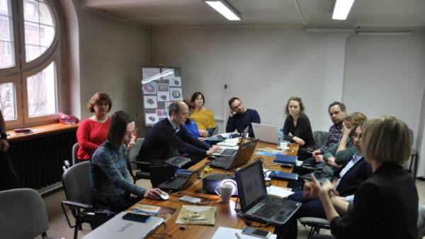 70 శాతం మంది వ్యాక్సినేటెడ్