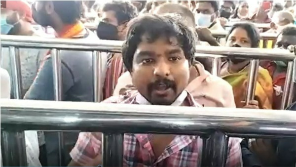 గంటల కొద్దీ క్యూ లైన్లలో.. గంటల కొద్దీ క్యూ లైన్లలో..