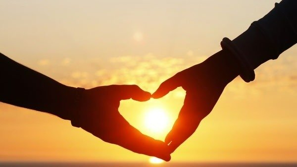 కాలేజ్ అమ్మాయిలు, అబ్బాయిలు