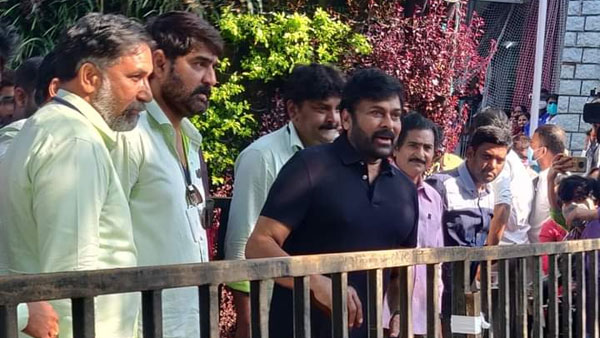 సభ్యులు ఎవరిని ఎన్నుకుంటే వారికే