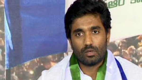 టీడీపీ నాయకులు మాట్లాడే తీరు సభ్యసమాజం సిగ్గుపడేలా ఉంది