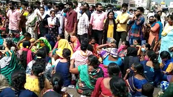 అమ్మఒడీ వద్దంటున్న తల్లితండ్రులు