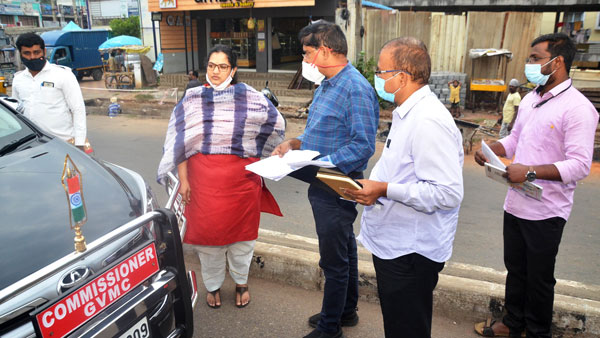 ఎట్టకేలకు సృజన బదిలీ ఎట్టకేలకు సృజన బదిలీ