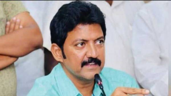 కొనసాగుతున్న మాటల తూటాలు కొనసాగుతున్న మాటల తూటాలు