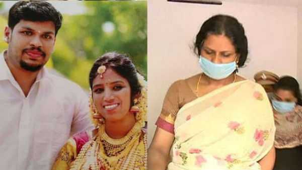 రెండుసార్లు పాములతో కాటు