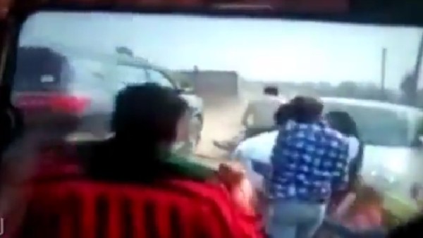 కేంద్ర మంత్రి కారు.. 