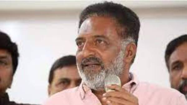 మెగా క్యాంపు మద్దతుతో మెగా క్యాంపు మద్దతుతో