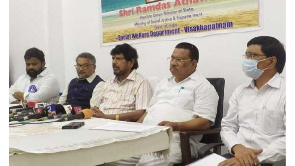 YS Jagan should join in NDA: Union Minister ramdas athawale, says in visakhapatnam. YS Jagan should join in NDA: Union Minister ramdas athawale, says in visakhapatnam.