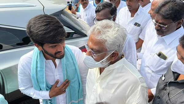 సాయంత్రం వైఎస్ విజయమ్మతో భేటీ.. సాయంత్రం వైఎస్ విజయమ్మతో భేటీ..