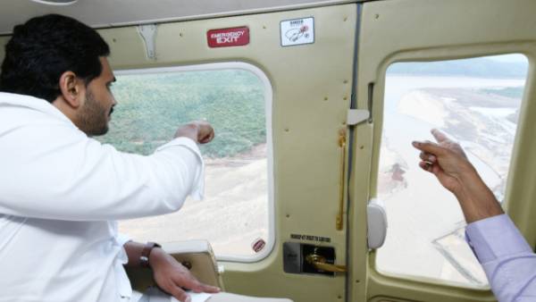  సీఎం ఏరియల్ సర్వే