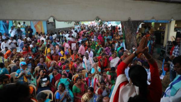 నిరుద్యోగుల తరపున పోరాటం