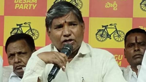  కుటుంబ సభ్యులు ఓ పక్క.. పార్టీ శ్రేణులు మరో పక్క.. జగన్ పై సంధిస్తున్న విమర్శనాస్త్రాలు