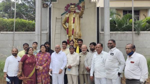  జైల్లో ఉన్నా జగన్ కు పరివర్తన రాలేదు.. వ్యక్తి దూషణలతో ప్రతిష్ట దిగజారుతుందన్న టీడీపి శ్రేణులు