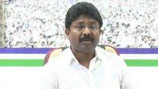 లోటుపాట్లు చెప్పాలి కానీ ఇది పద్ధతి కాదు లోటుపాట్లు చెప్పాలి కానీ ఇది పద్ధతి కాదు
