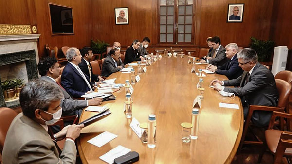 వలసలు, శరణార్థులు..