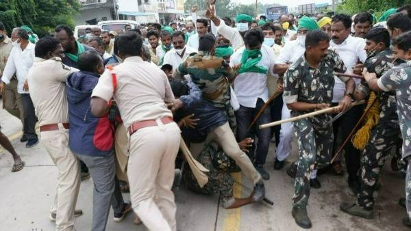 లాఠీఛార్జ్ పై దుమారం