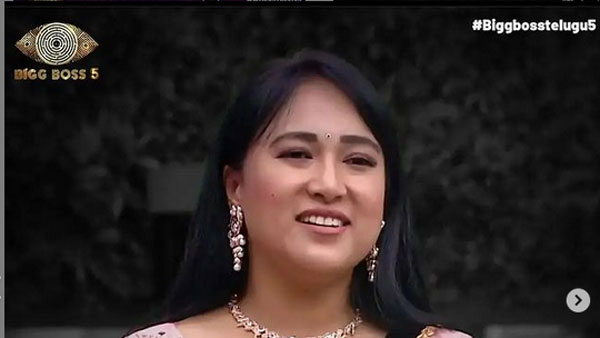 మెచ్యుర్డ్‌గా ఉండట్లేదు..