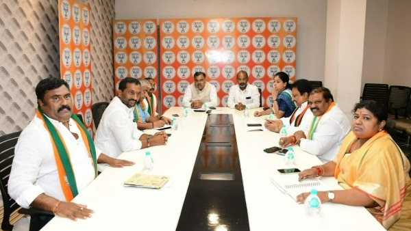 బండి సంజయ్ పాదయాత్ర చరిత్రలో నిలిచిపోవడం ఖాయం.. ప్రజాసమస్యలకు ప్రాధాన్యం ఇవ్వాలన్న తరుణ్ చుగ్