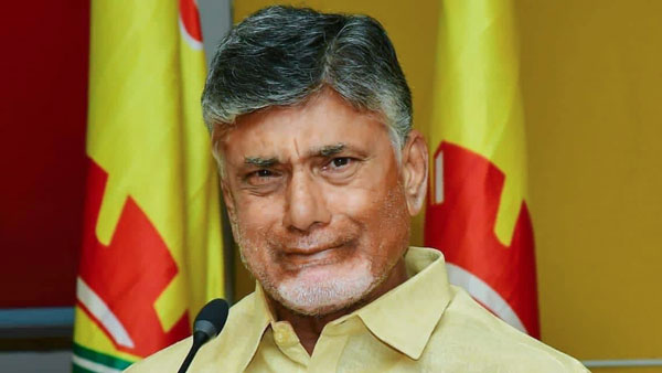 చంద్రబాబు కన్నీరు..రాజకీయ కలకలం