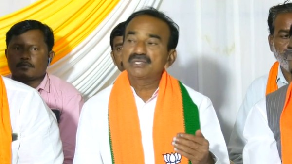 కుట్రదారులు కుట్రలలోనే 