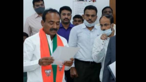  ఈటల తో ఉద్యమ సమయం నుండి అనుబంధం.. అందుకే పీఆర్వో ఉద్యోగం..