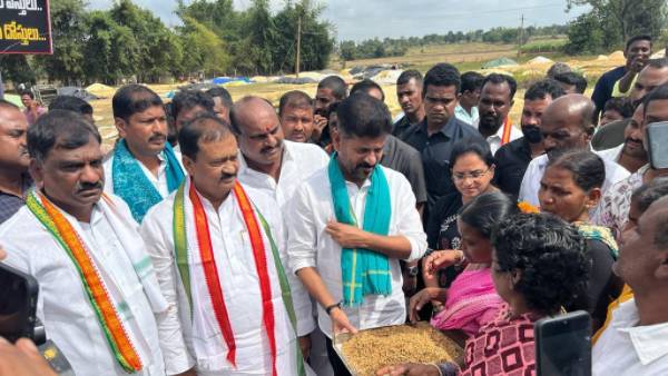  కల్లాల్లో కాంగ్రెస్ కార్యక్రమం.. రైతుల పరిస్థితి అల్లకల్లోలంగా ఉందన్న రేవంత్ రెడ్డి..
