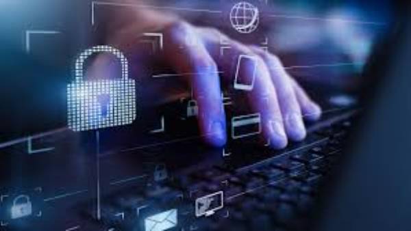  సోషల్ మీడియా ద్వారా ఫిర్యాదుల స్వీకరణ.. వెంటనే పరిష్కారానికి చర్యలు..