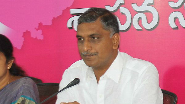 కేంద్రంపై బీజేపీనే ఒత్తిడి తేవాలి: హరీశ్ రావు